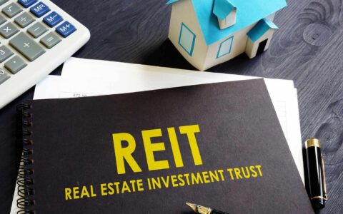 年化收益率高达6%，这三只REIT正在悄悄构建你的现金流引擎